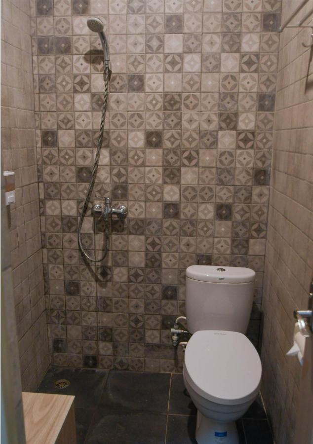 Отель Pasola Waikelo Экстерьер фото